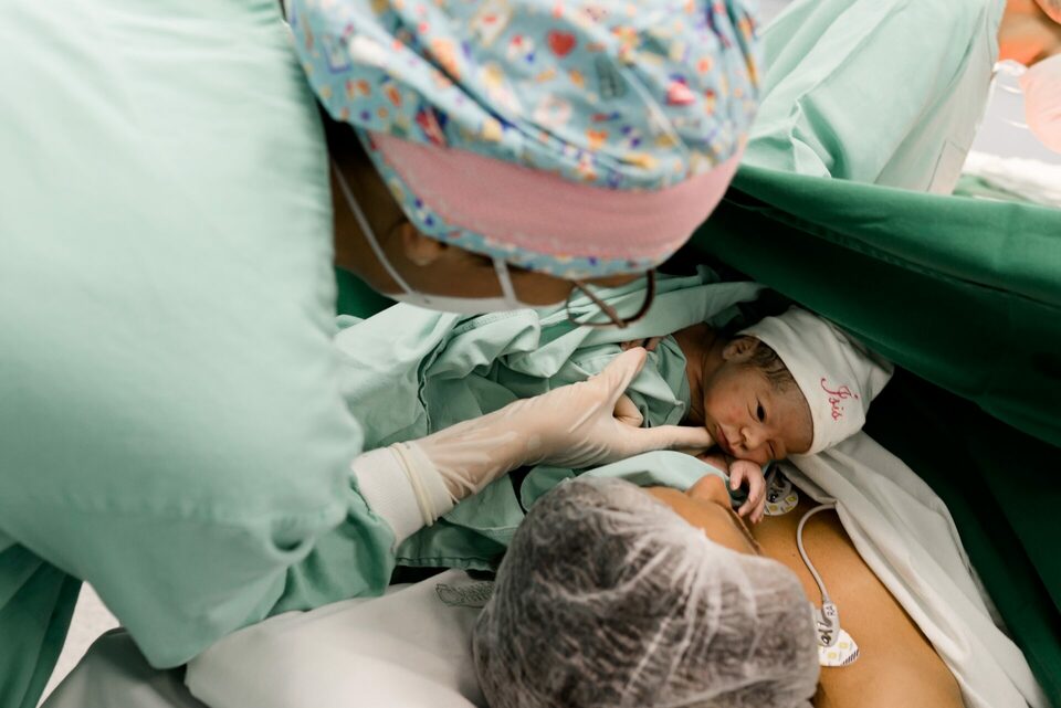 A HORA DE OURO PARA AMAMENTAR